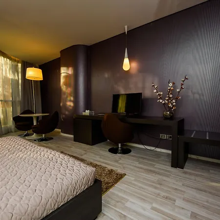 Sky Hotel Tirana