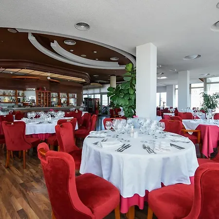 Hotel Sky