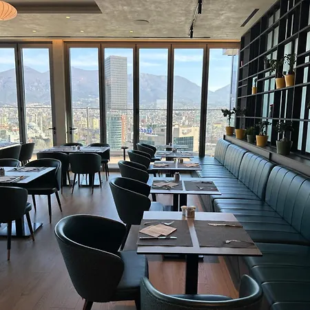 Sky Hotel 4*