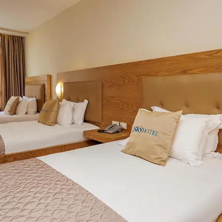 Hotel Sky 4*