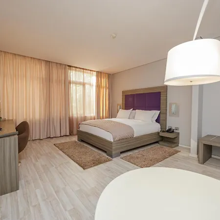 Sky Hotel Tirana