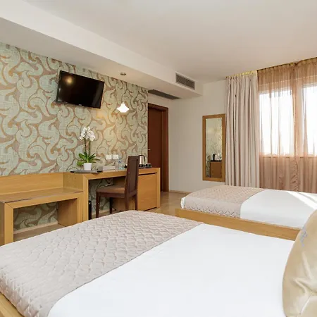 Hotel Sky
