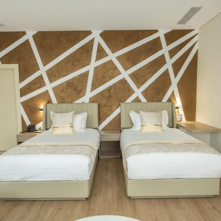 Hotel Sky Tirana