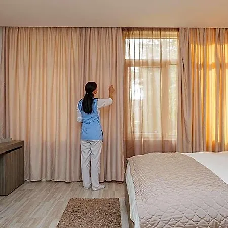 Sky Hotel Tirana