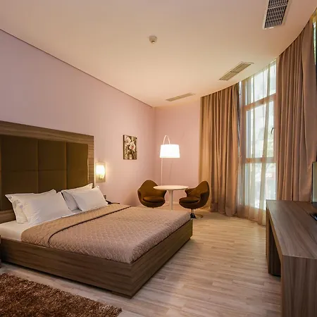 Hotel Sky 4*
