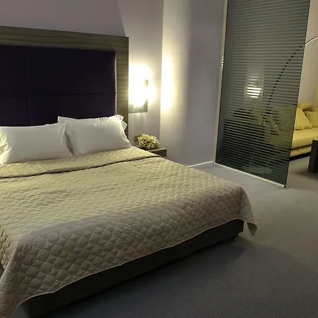Sky 4* Tirana